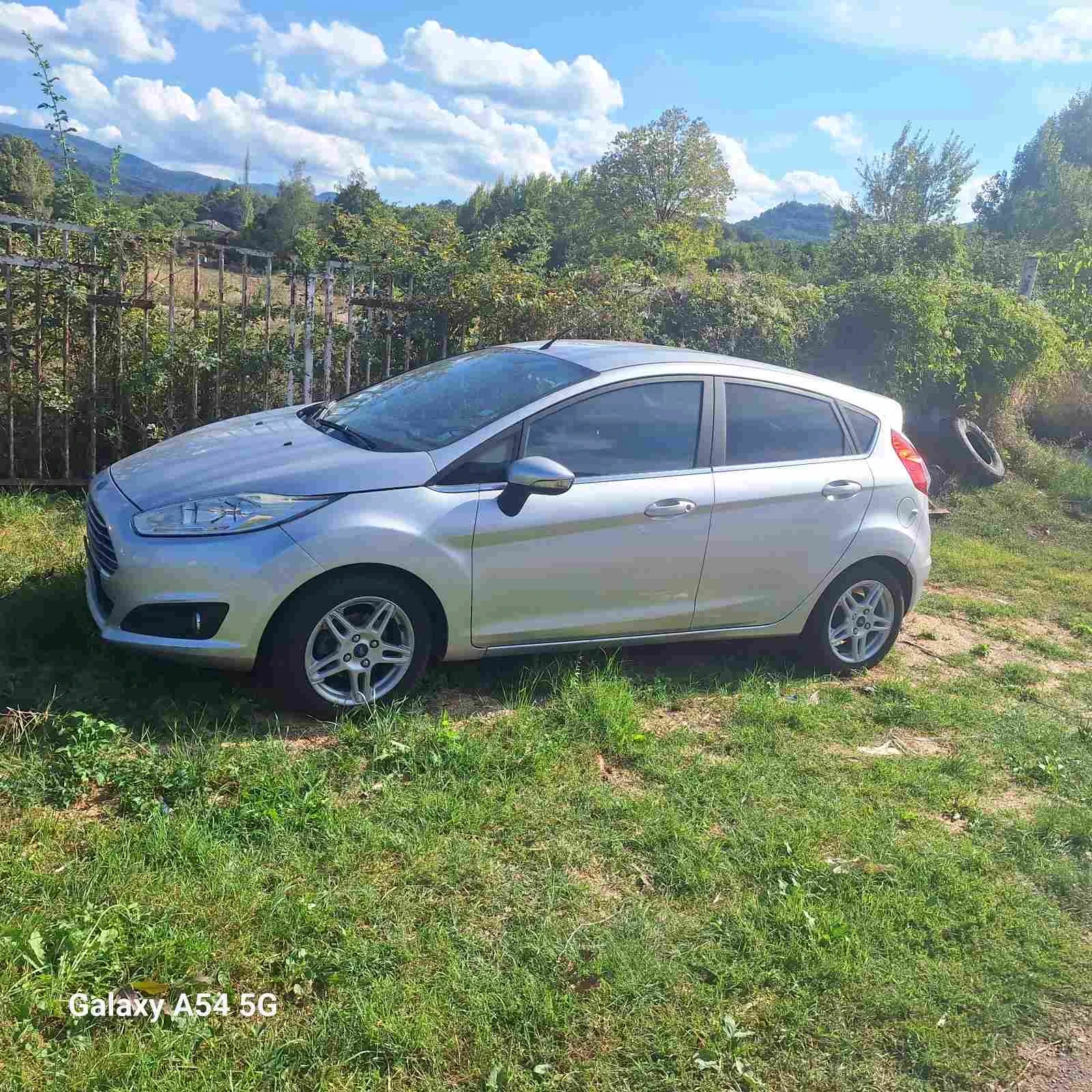 Ford Fiesta  - изображение 7