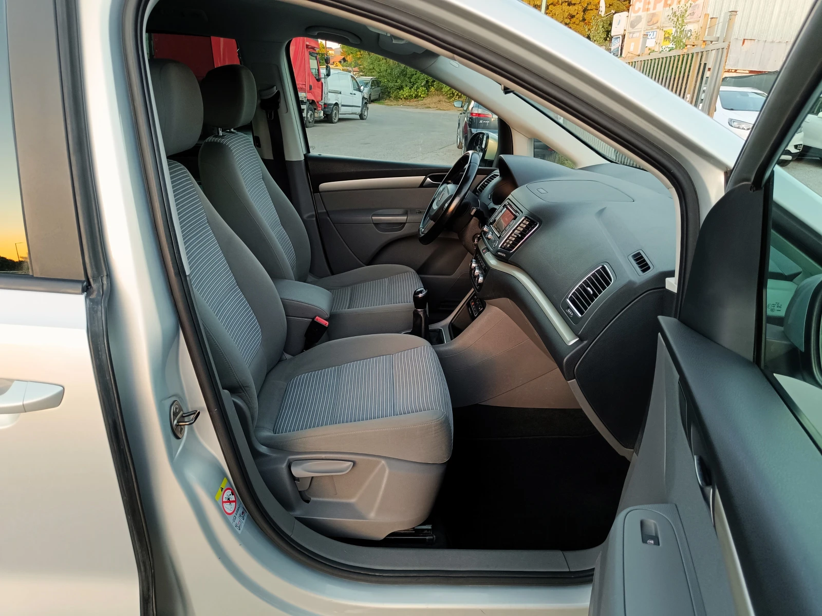 Seat Alhambra 2.0 TDi* 4 Drive* 4X4* NAVI* КАМЕРА* Ел. ВРАТИ*  - изображение 10