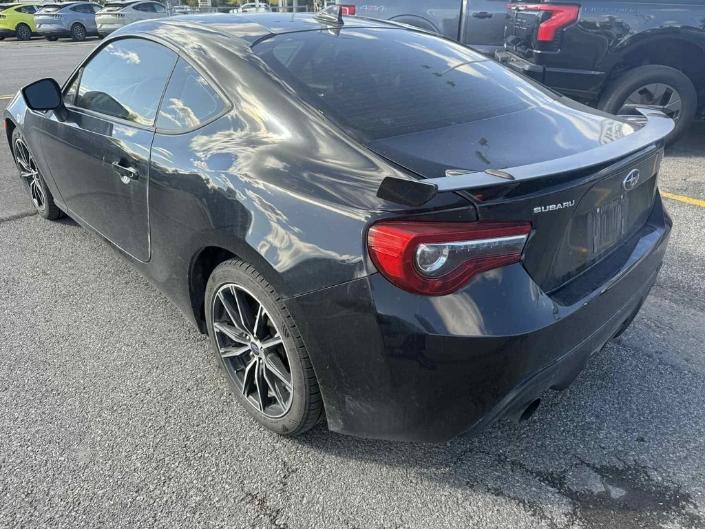 Subaru BRZ * Manual * CARFAX * БЕЗ ПЪРВОНАЧАЛНА ВНОСКА | Mobile.bg — изображение 11