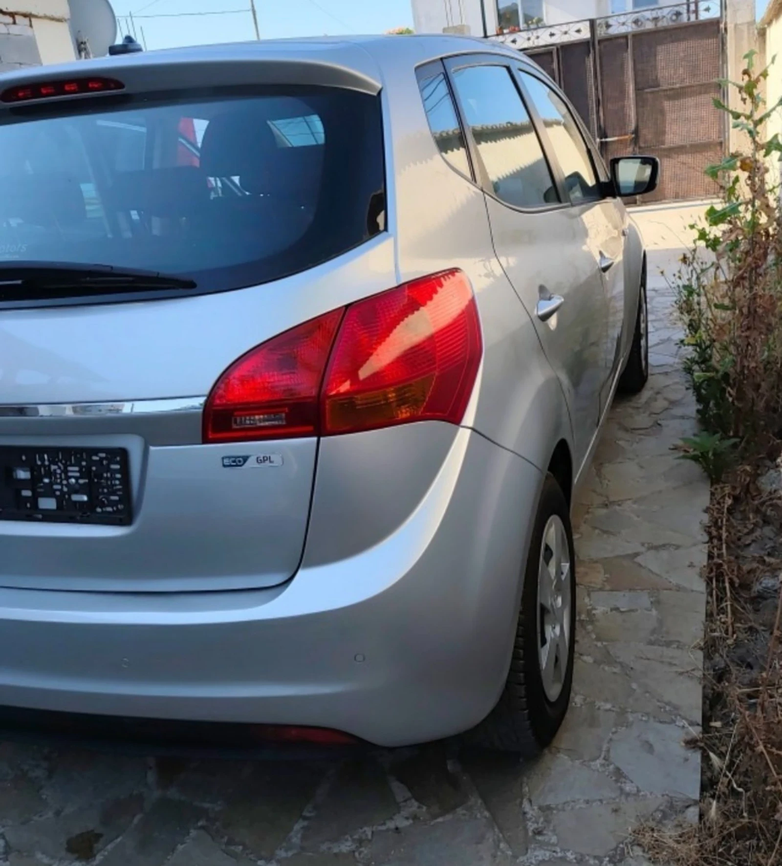 Hyundai I20  КИА ВЕНГА - изображение 3