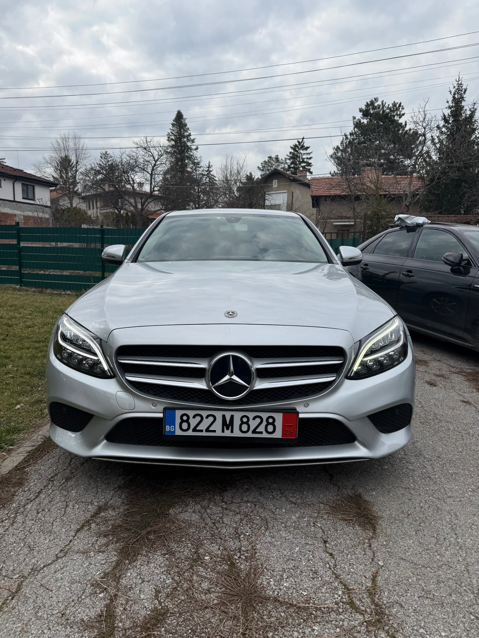 Mercedes-Benz C 220, снимка 3 - Автомобили и джипове - 53760561