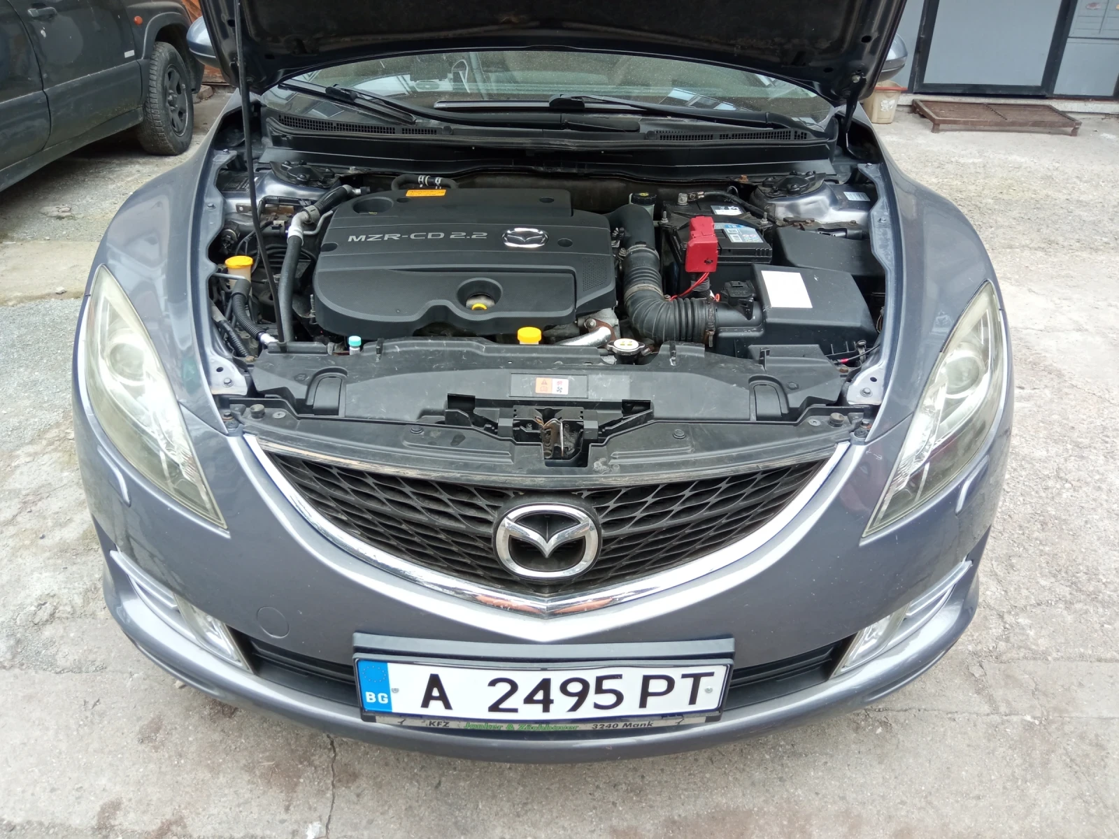 Mazda 6 2.2 d, снимка 9 - Автомобили и джипове - 53810134