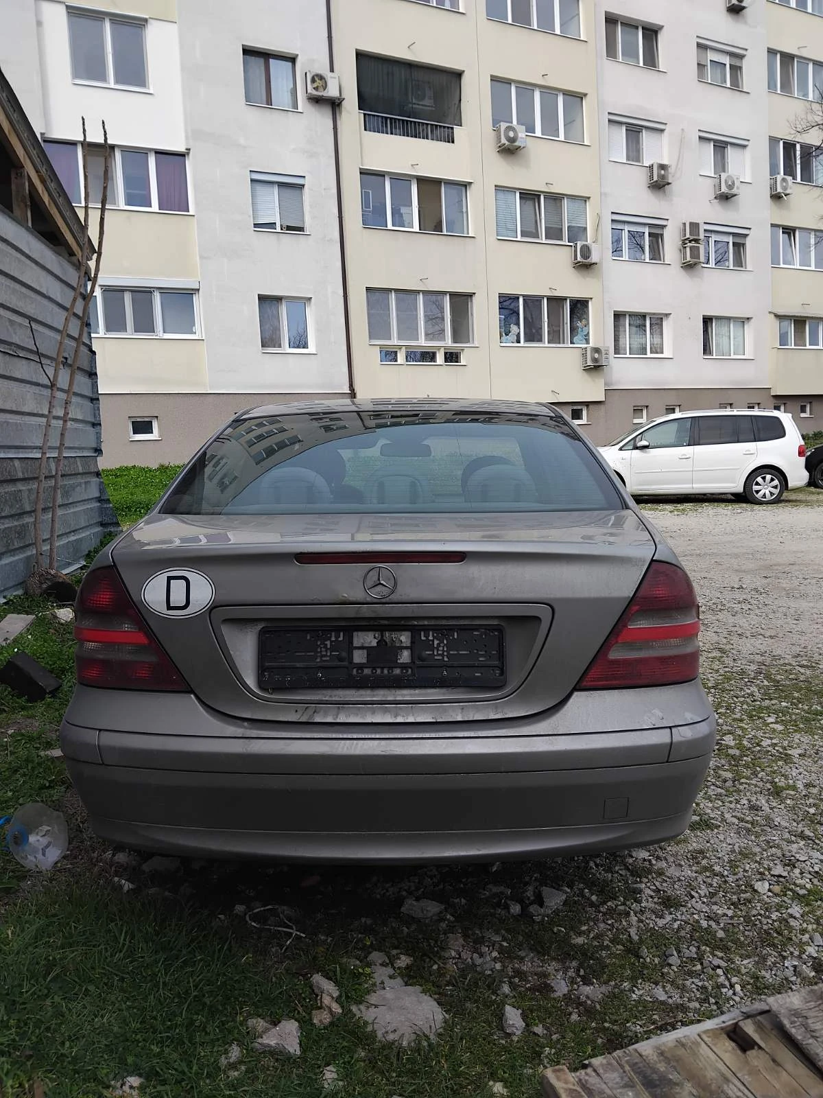 Mercedes-Benz C 200 автомат, снимка 4 - Автомобили и джипове - 53968997