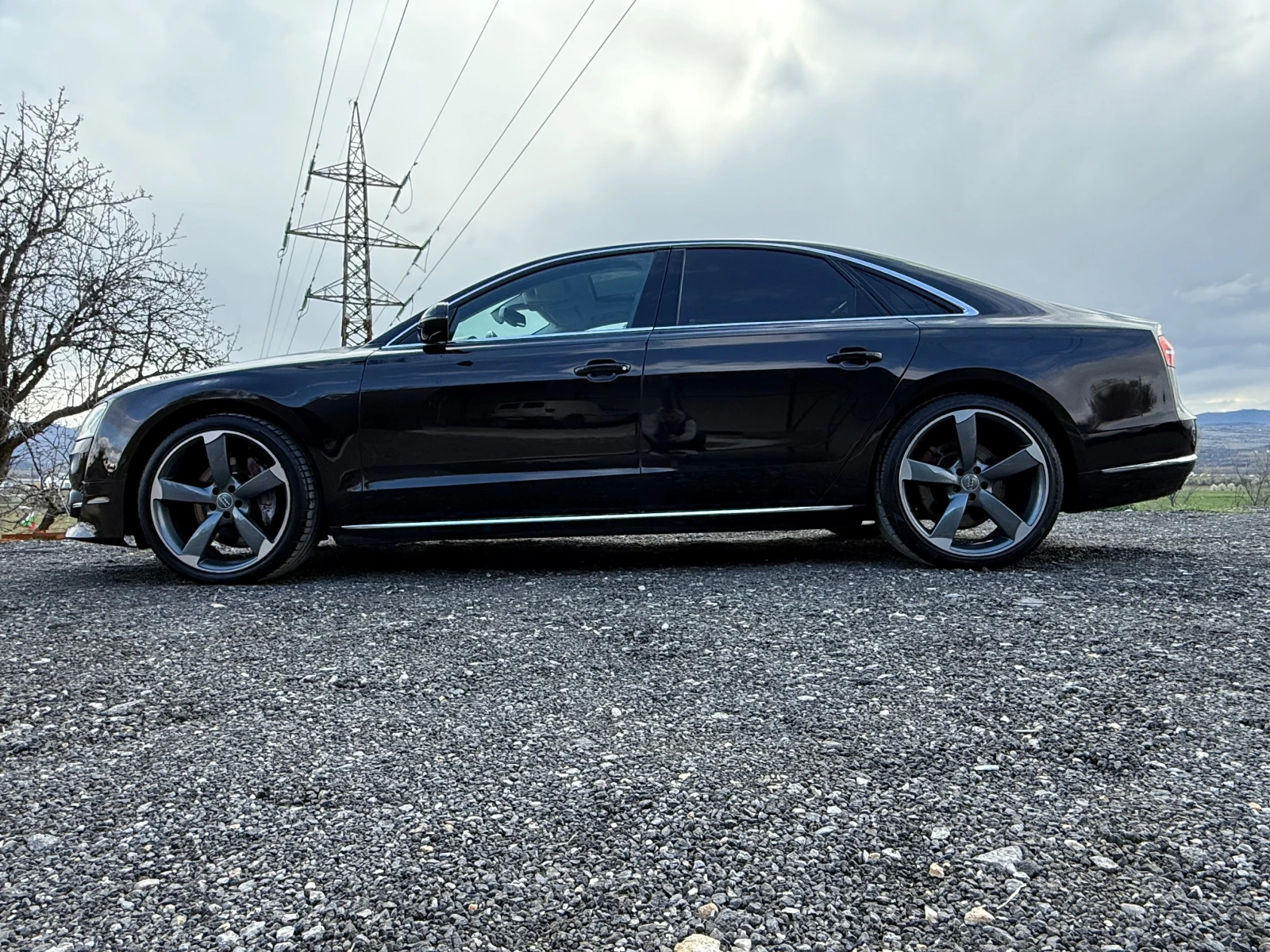 Audi A8 4.0tfsi matrix full, снимка 4 - Автомобили и джипове - 54460596
