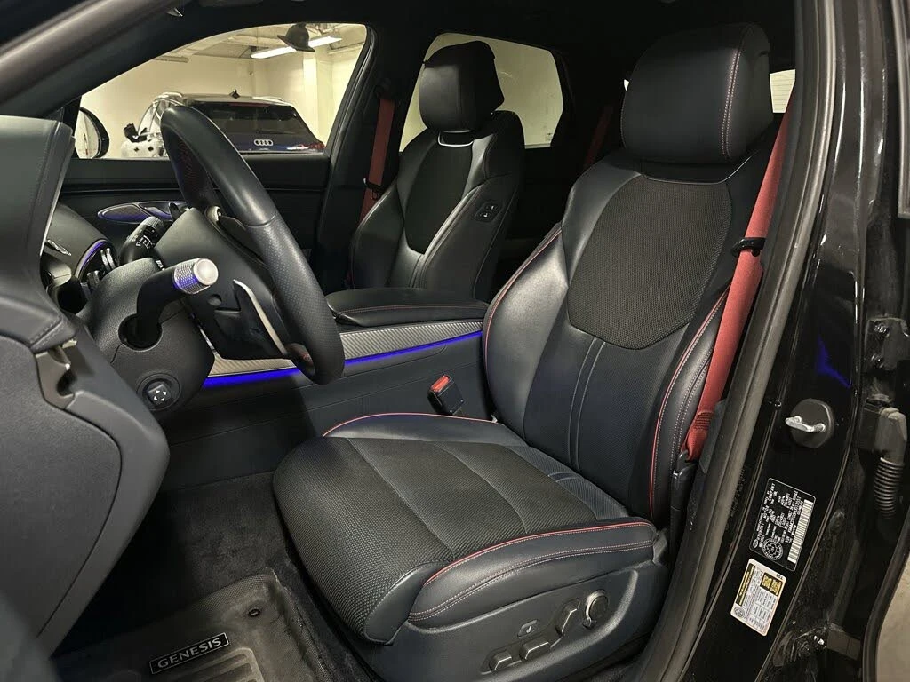 Genesis GV70 3.5T Sport AWD, снимка 11 - Автомобили и джипове - 54599222