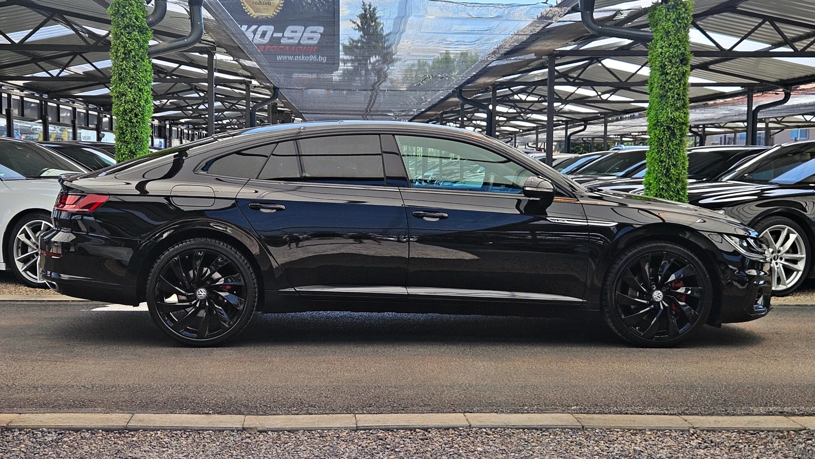 VW Arteon R-LINE/4MOTION/DISTR/360CAM/МАСАЖ/ПОДГРЕВ/DYNAUDIO, снимка 4 - Автомобили и джипове - 54980495