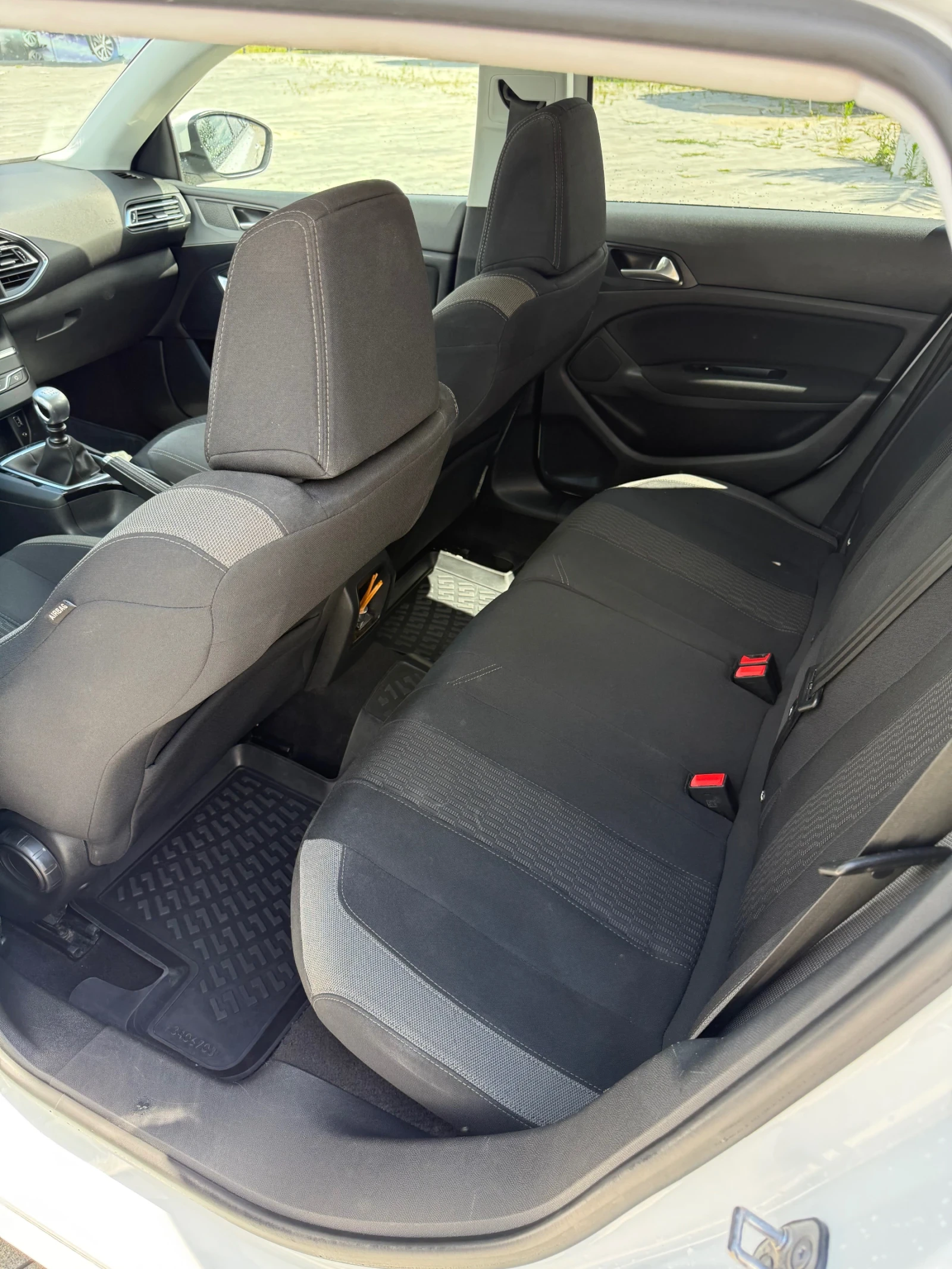 Peugeot 308, снимка 12 - Автомобили и джипове - 55391344
