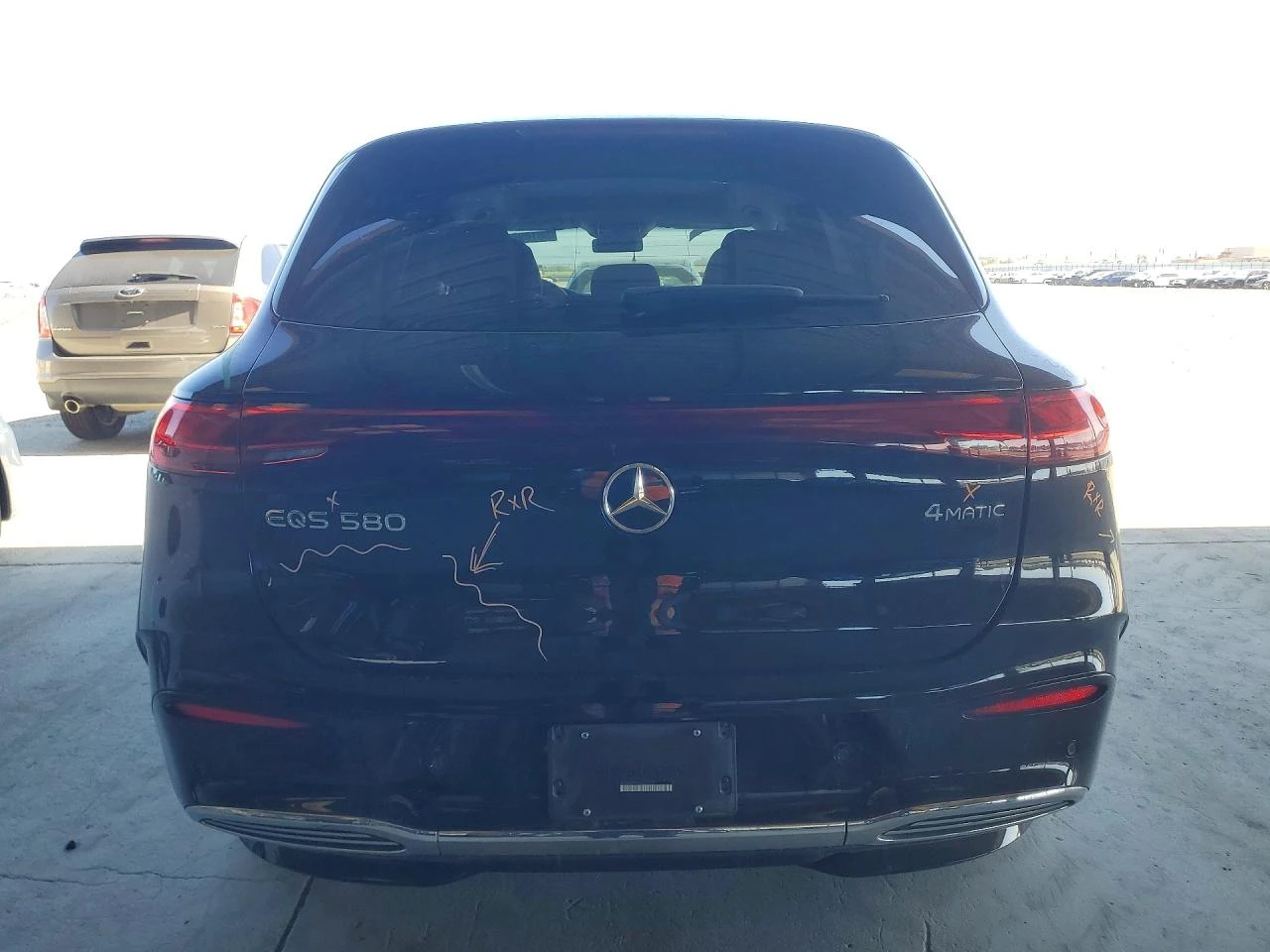 Mercedes-Benz EQS SUV 580 4MATIC, снимка 5 - Автомобили и джипове - 55583365