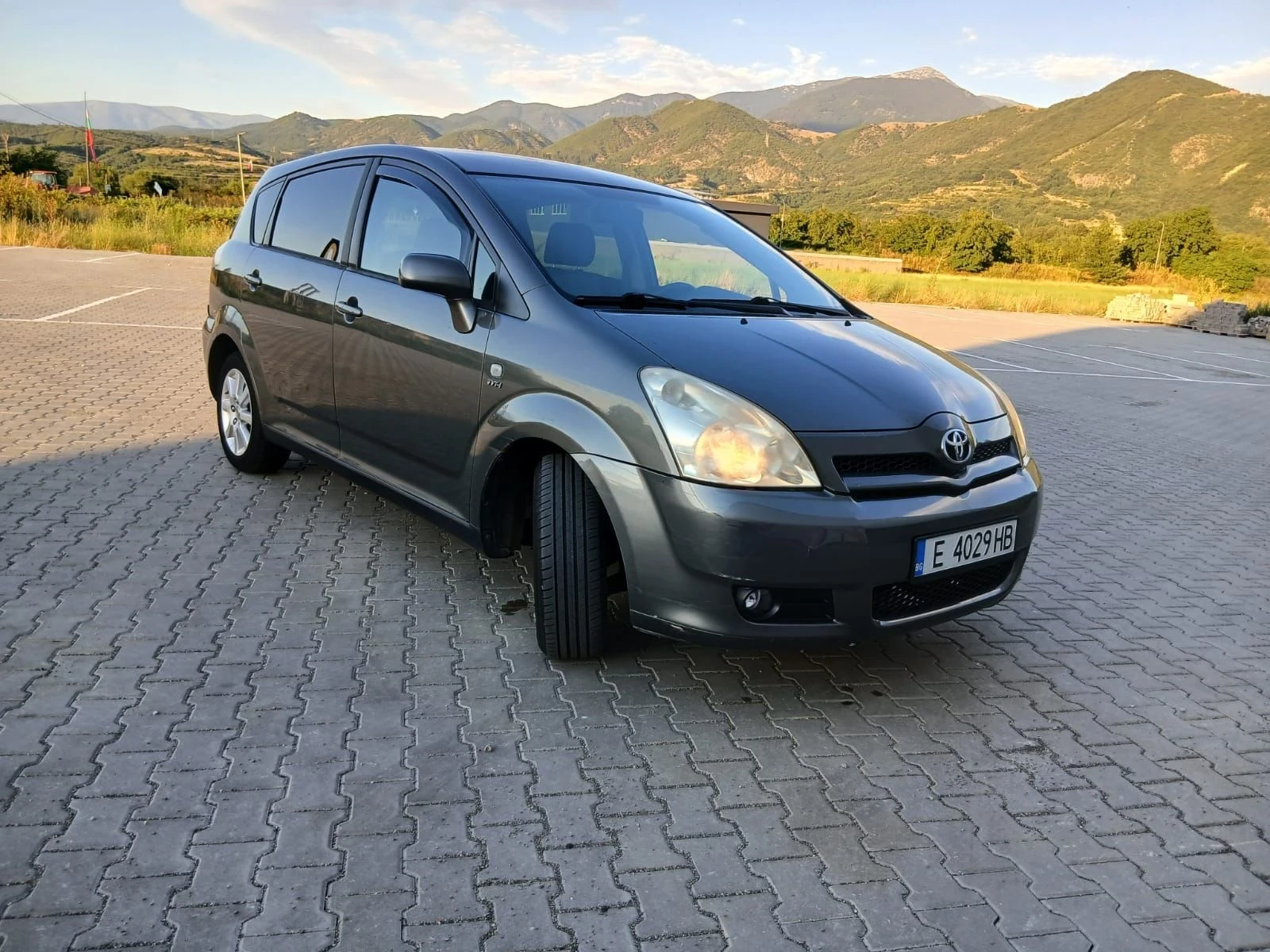 Toyota Corolla verso