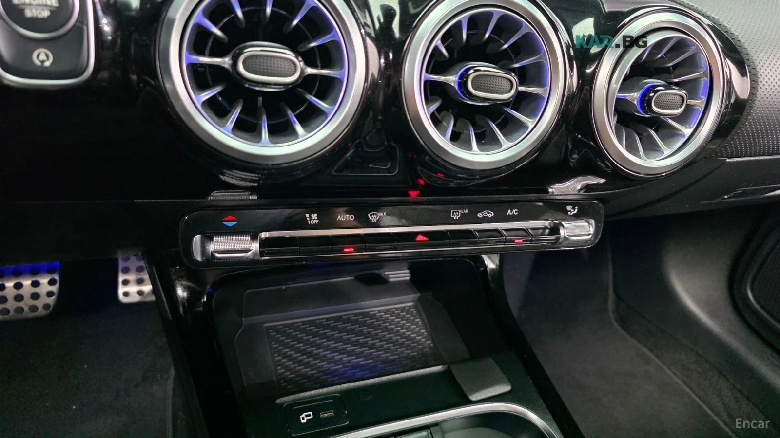 Mercedes-Benz CLA AMG* ПАМЕТ* ПОДГРЕВ* КАМЕРА* AMBIENT, снимка 17 - Автомобили и джипове - 56237889