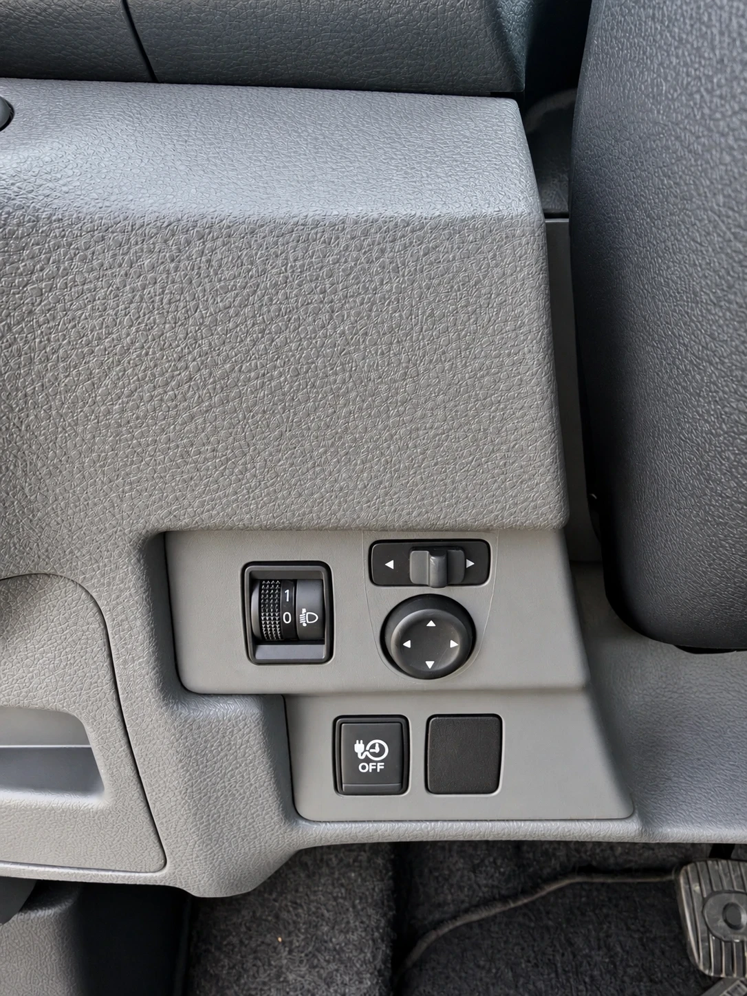 Nissan e-NV200 24kWh 5 ����� 49000�� | Mobile.bg � ����������� 17