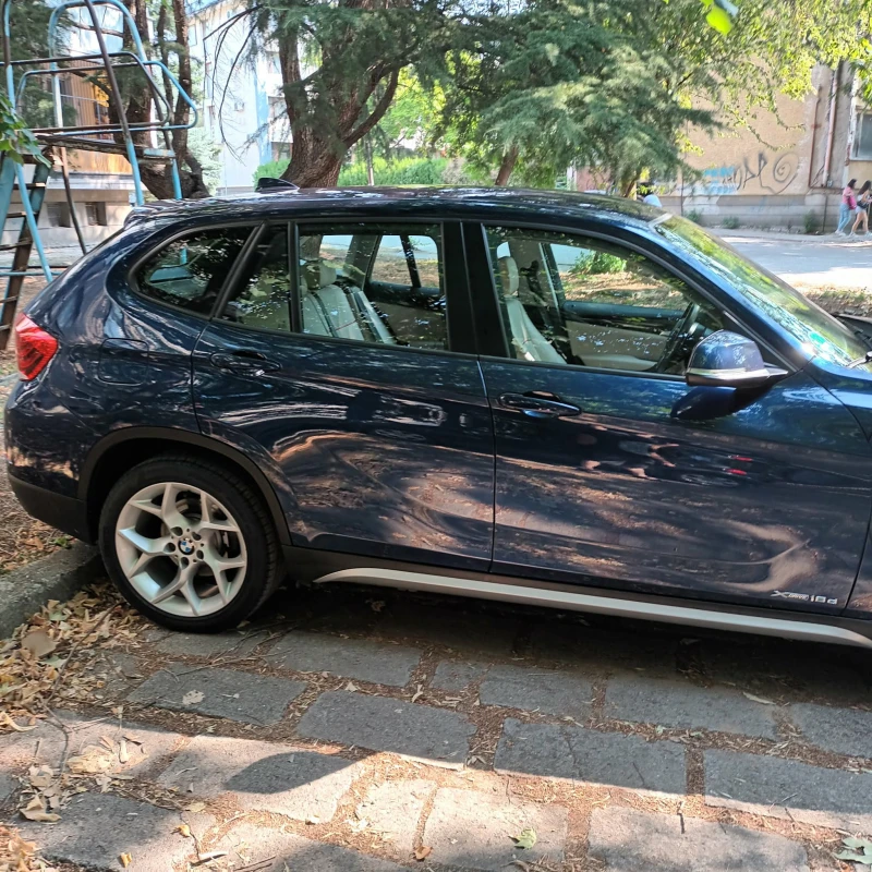 BMW X1 X-DRIEVE 2.0D 143k.s., снимка 6 - Автомобили и джипове - 53152027