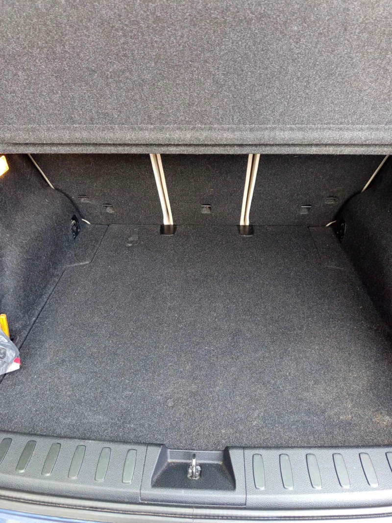 BMW X1 X-DRIEVE 2.0D 143k.s., снимка 9 - Автомобили и джипове - 53152027