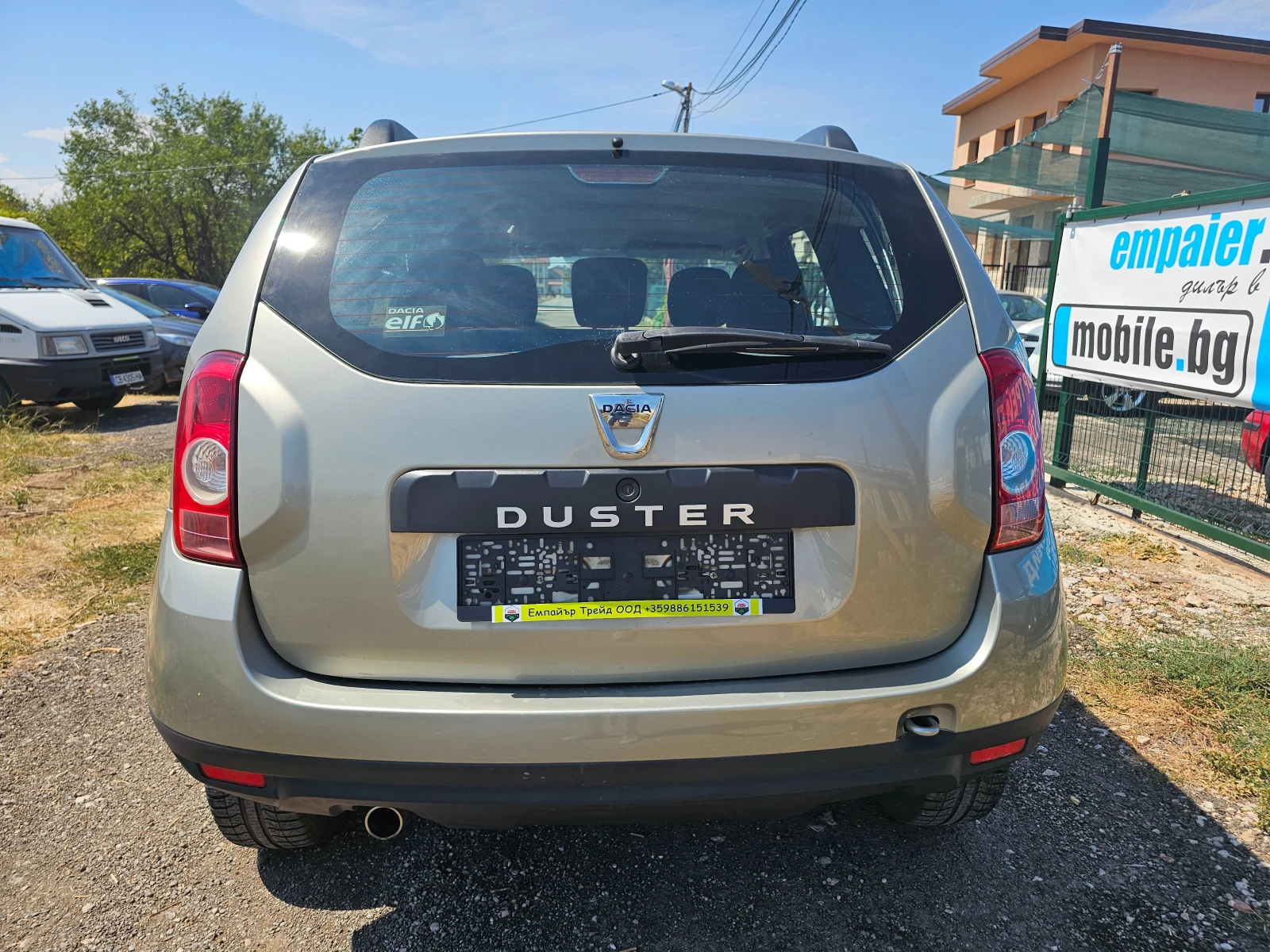 Dacia Duster 1.6i GAS 2012г - изображение 8