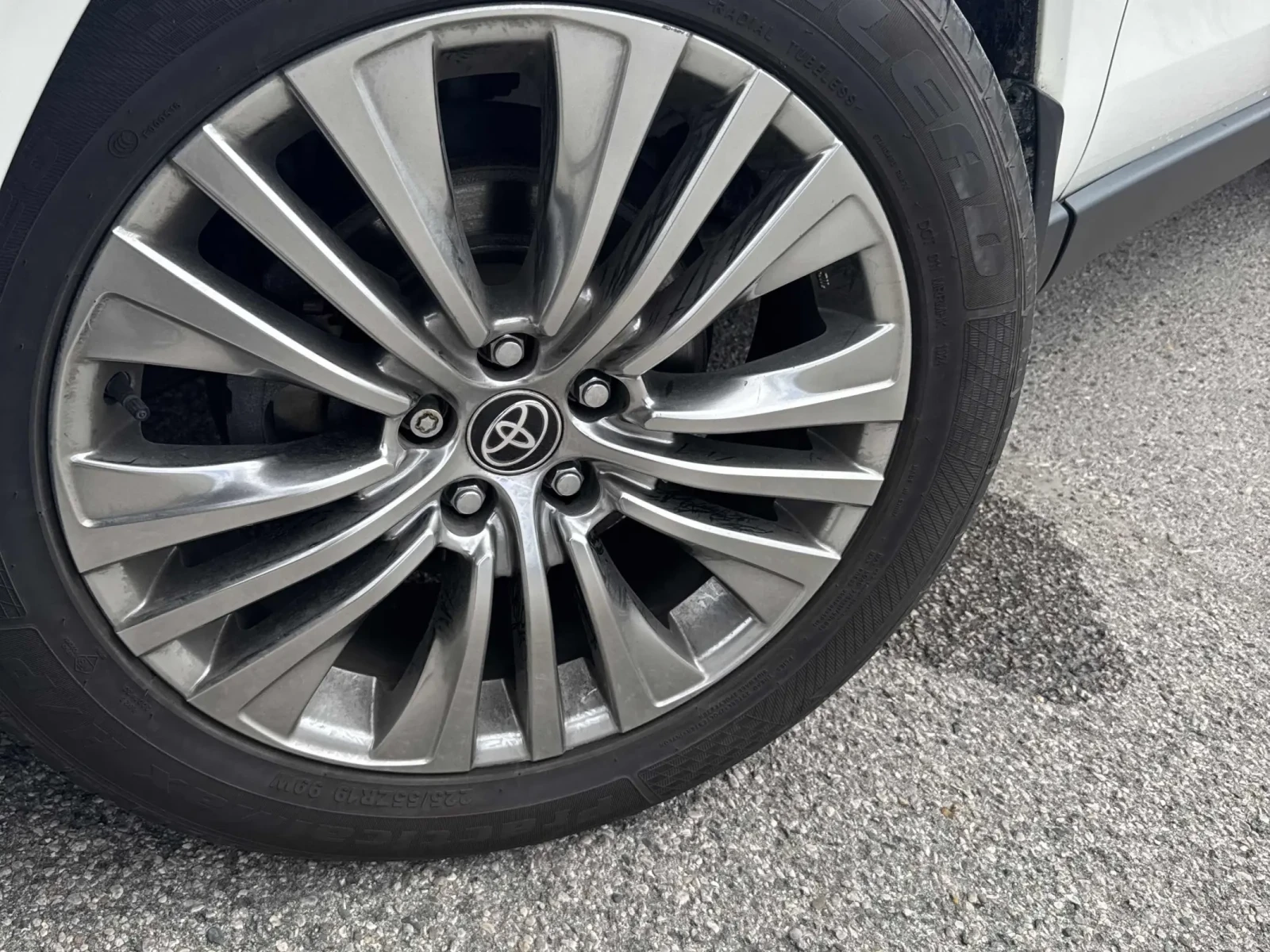 Toyota Venza * XLE AWD* * АВТОКРЕДИТ* * ЦЕНА ДО БЪЛГАРИЯ*  - изображение 6