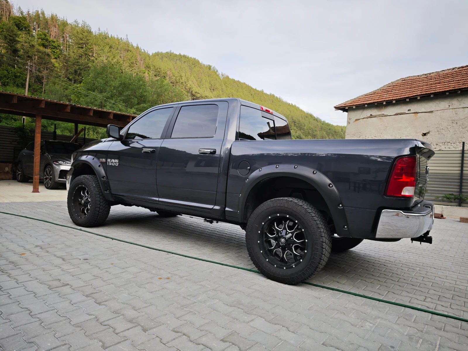Dodge RAM 1500 5.7 HEMI 8 СТЕПЕНЕН АВТОМАТ ГАЗ - изображение 6