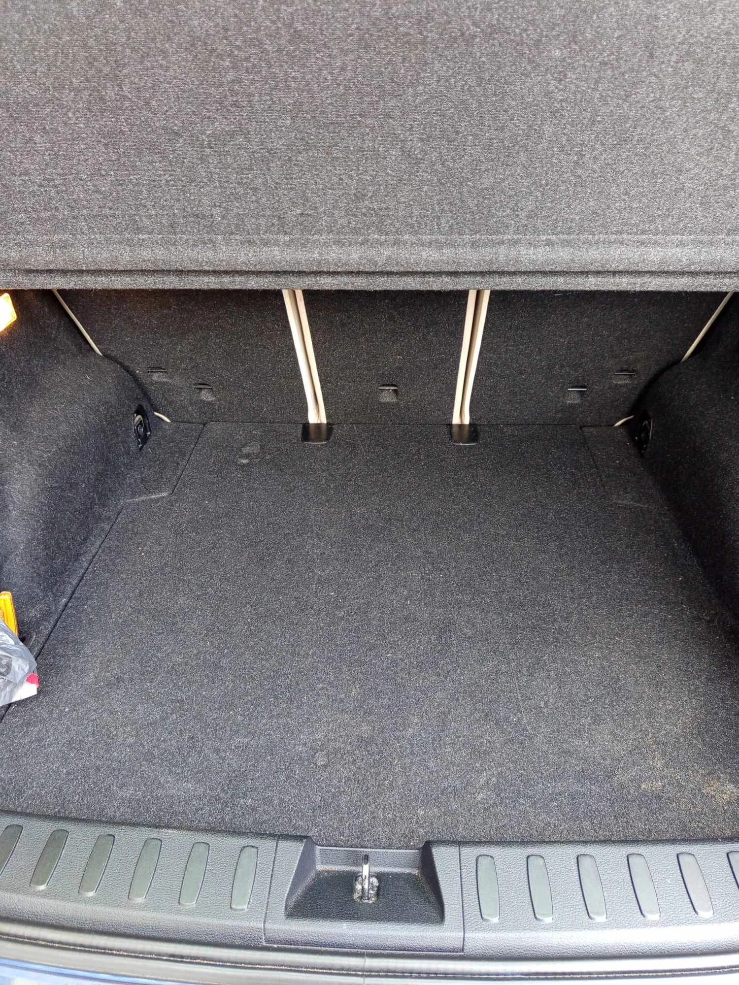 BMW X1 X-DRIEVE 2.0D 143k.s. - изображение 9