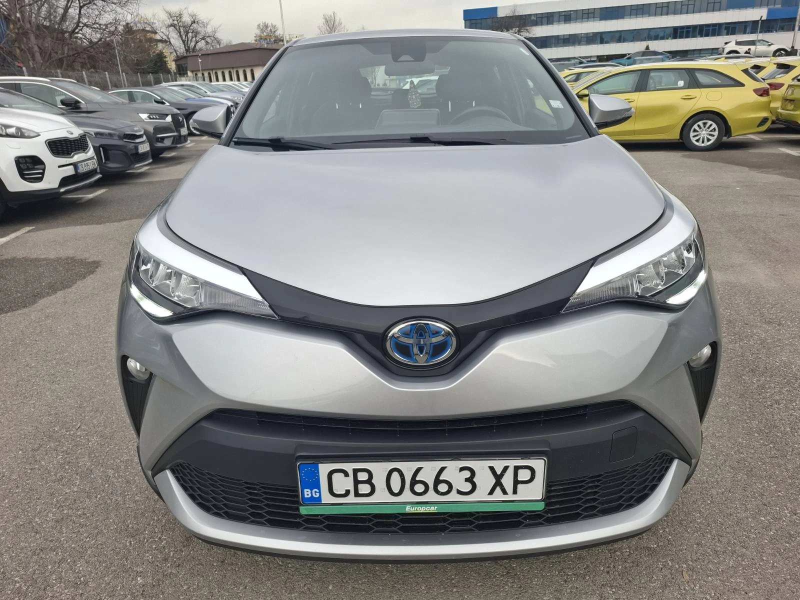 Toyota C-HR 1.8I Hybrid 2WD - изображение 2