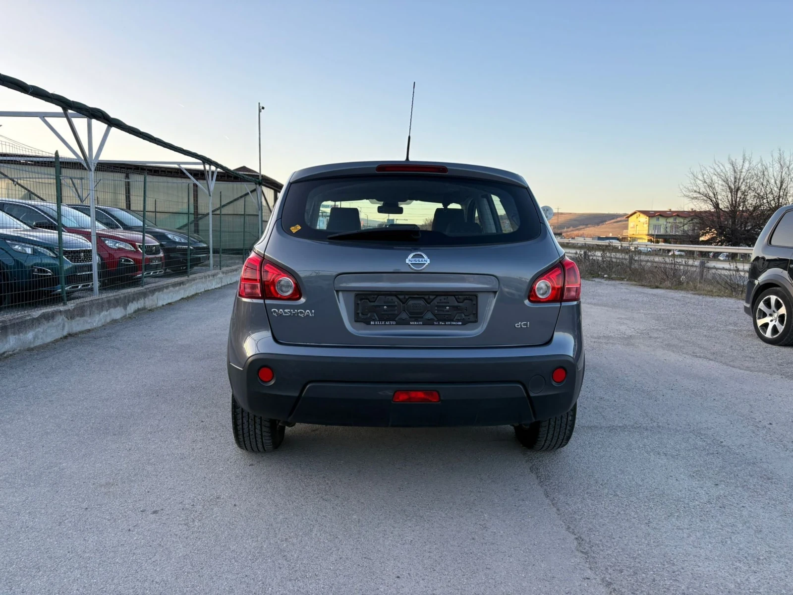 Nissan Qashqai, снимка 3 - Автомобили и джипове - 53801582