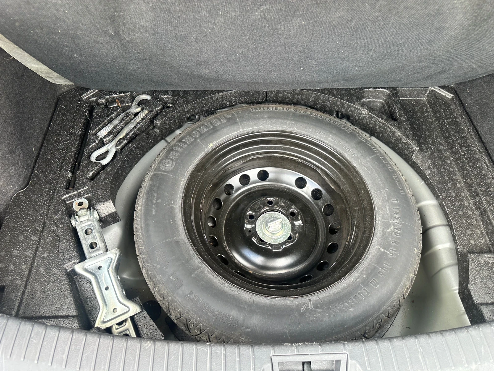 Nissan Qashqai 115000 Хил км!!!, снимка 11 - Автомобили и джипове - 53801582