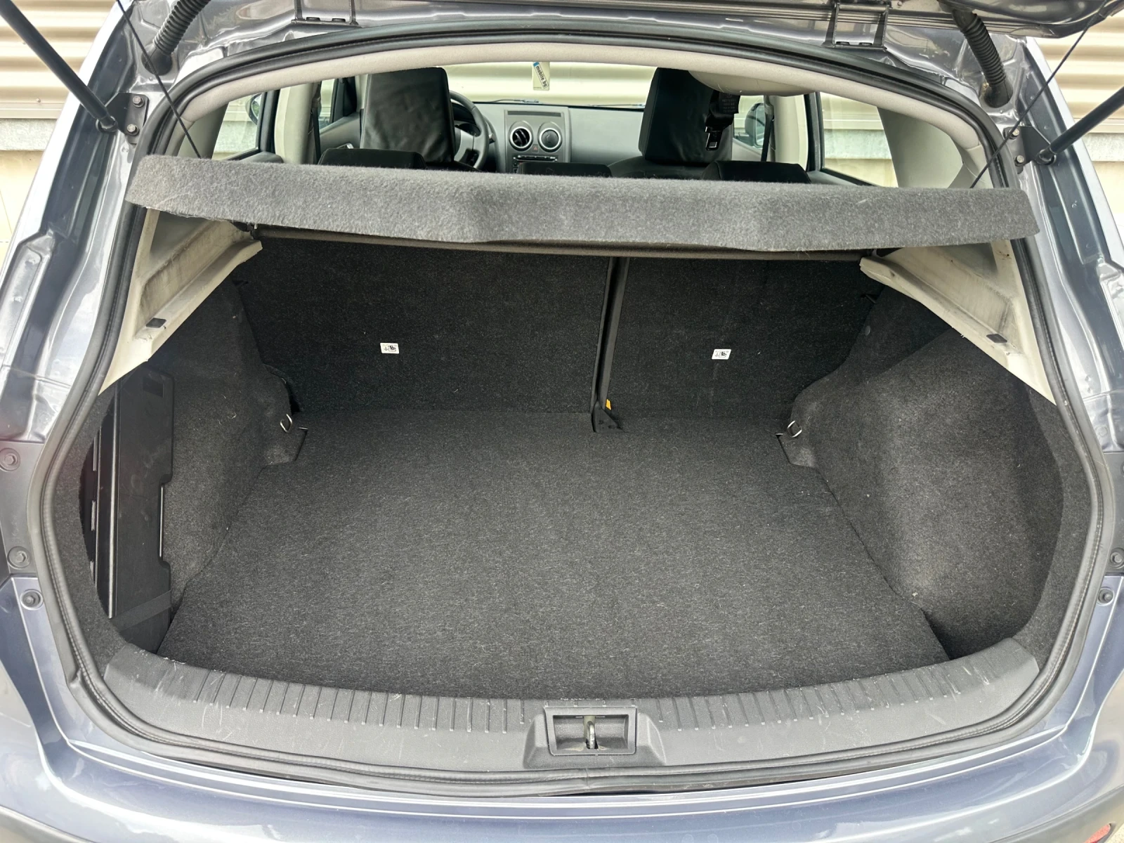 Nissan Qashqai 115000 Хил км!!!, снимка 12 - Автомобили и джипове - 53801582