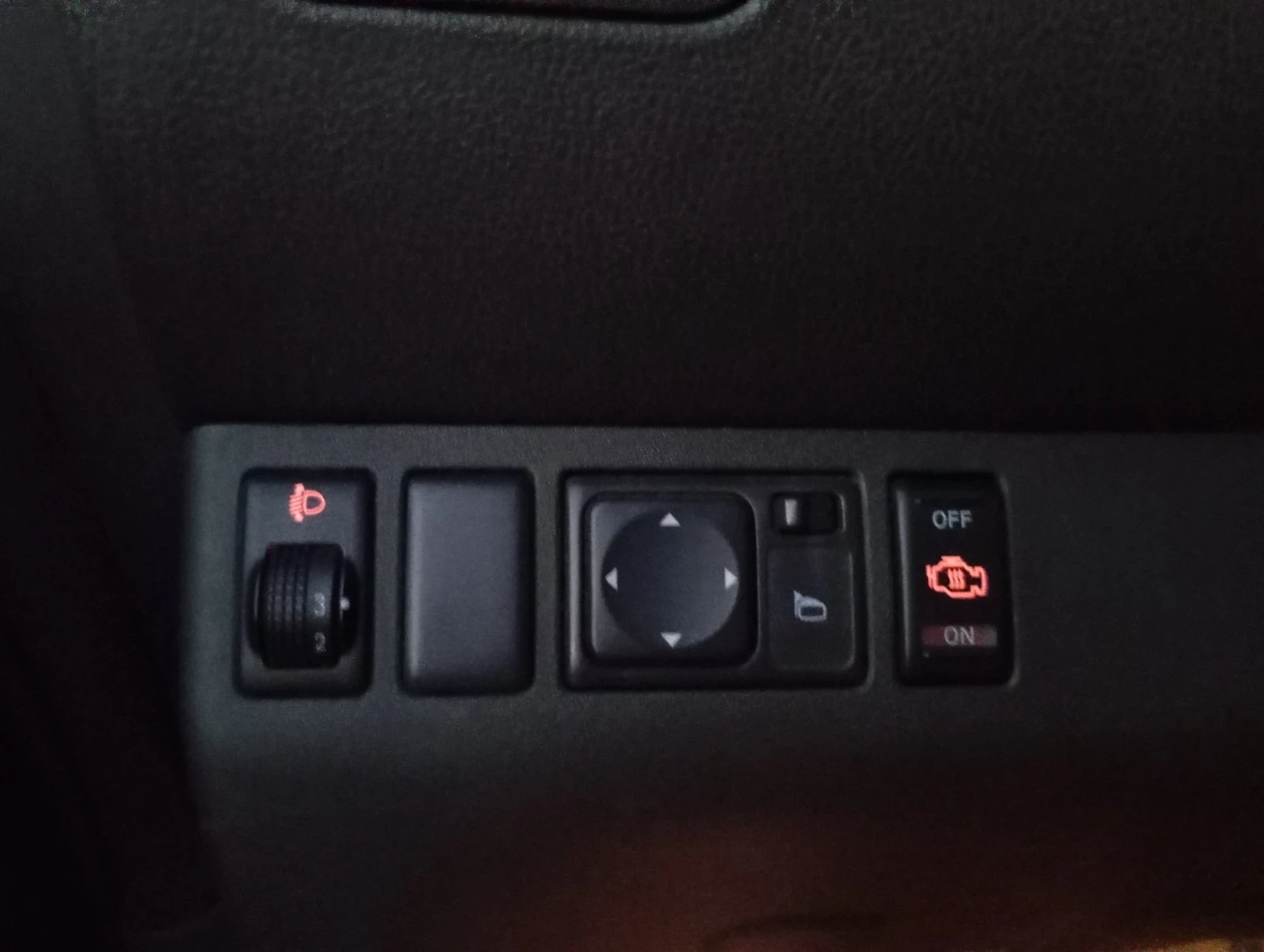 Nissan Pathfinder 2.5, снимка 16 - Автомобили и джипове - 53802531