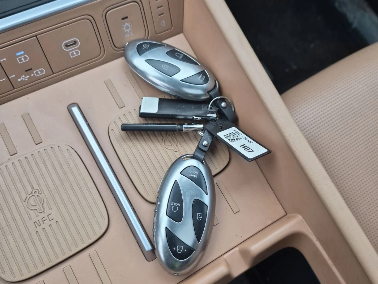 Hyundai Santa fe ULTIMATE CALLIGRAPHY NHL SPECIAL EDITIOАВТО КРЕДИТ, снимка 15 - Автомобили и джипове - 53949779