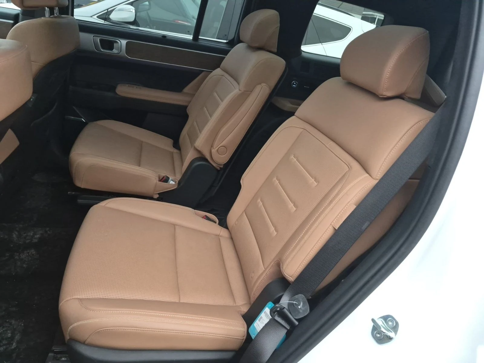 Hyundai Santa fe ULTIMATE CALLIGRAPHY NHL SPECIAL EDITIOАВТО КРЕДИТ, снимка 12 - Автомобили и джипове - 53949779