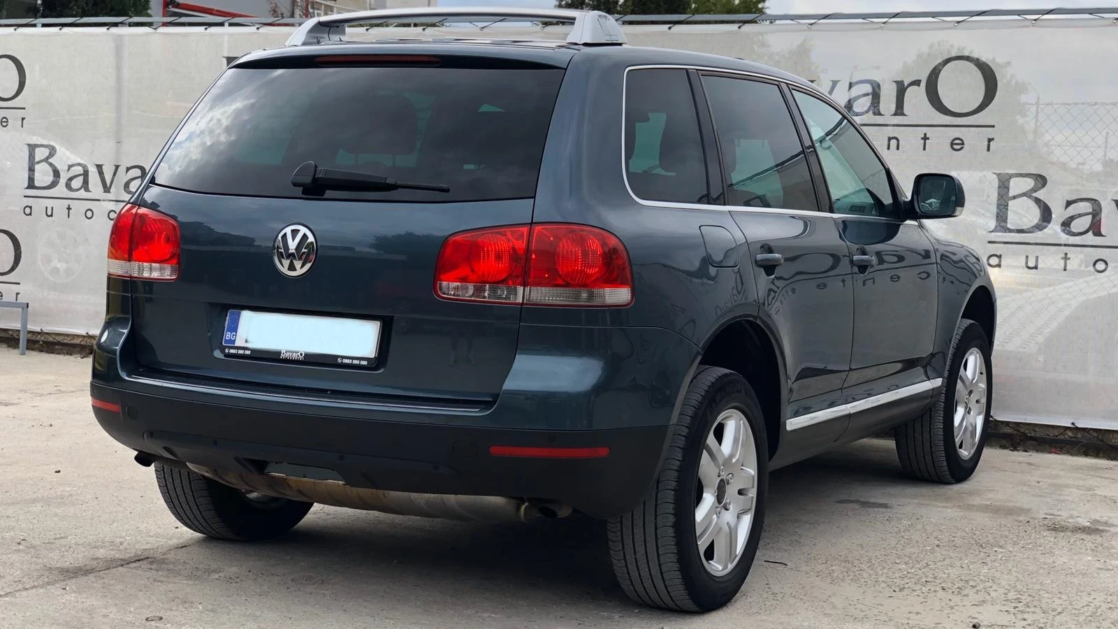 VW Touareg, снимка 6 - Автомобили и джипове - 54395420