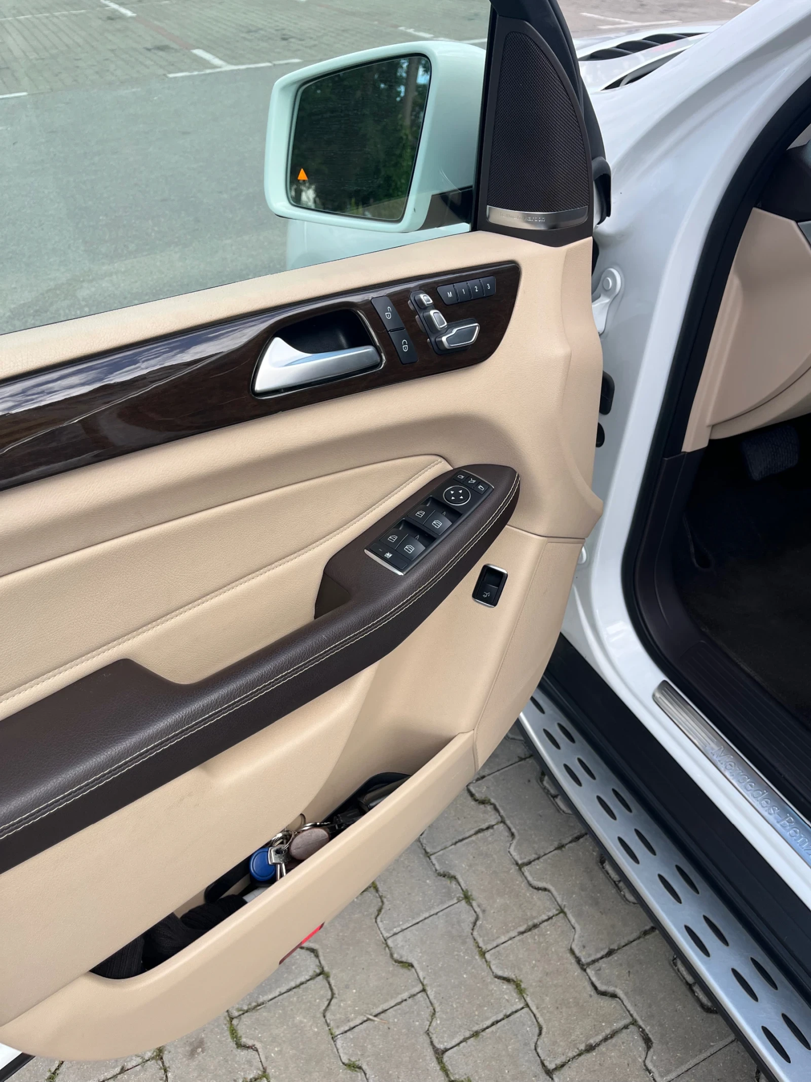 Mercedes-Benz GLE 350 350 4MATIC, снимка 13 - Автомобили и джипове - 54716103