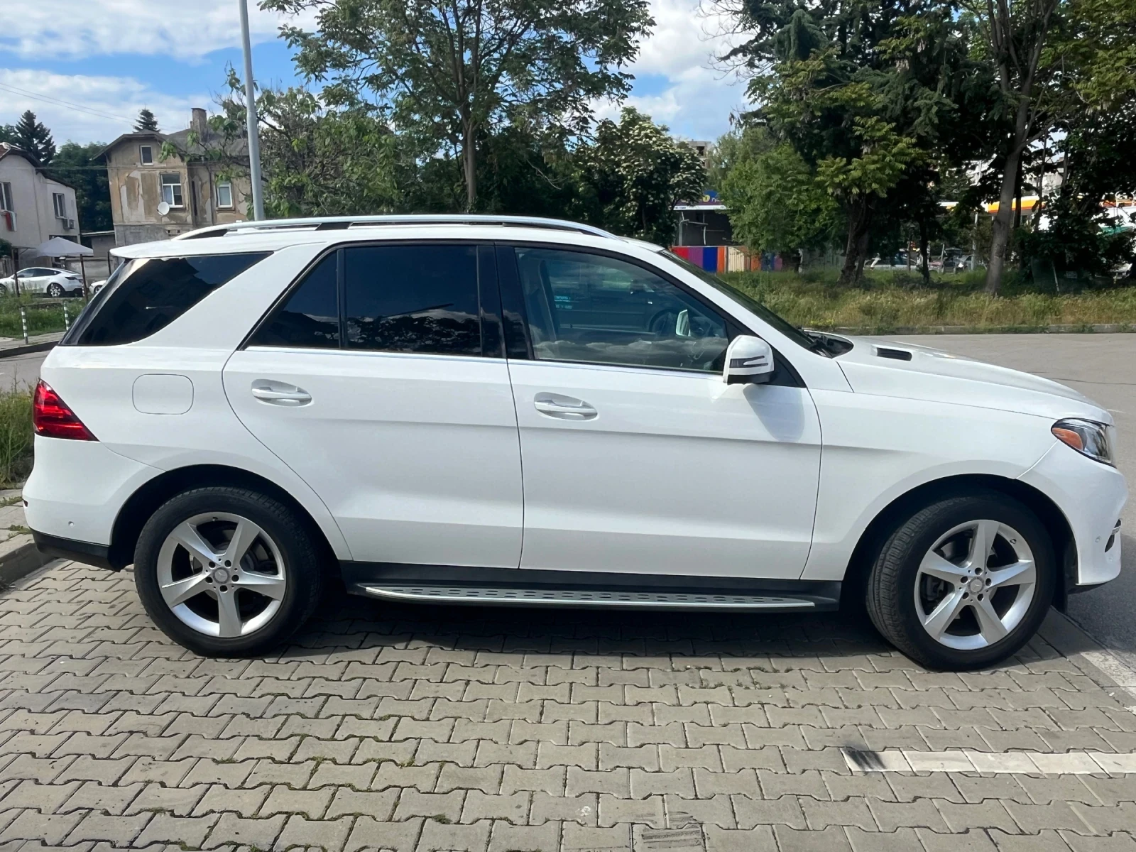 Mercedes-Benz GLE 350 350 4MATIC, снимка 3 - Автомобили и джипове - 54716103
