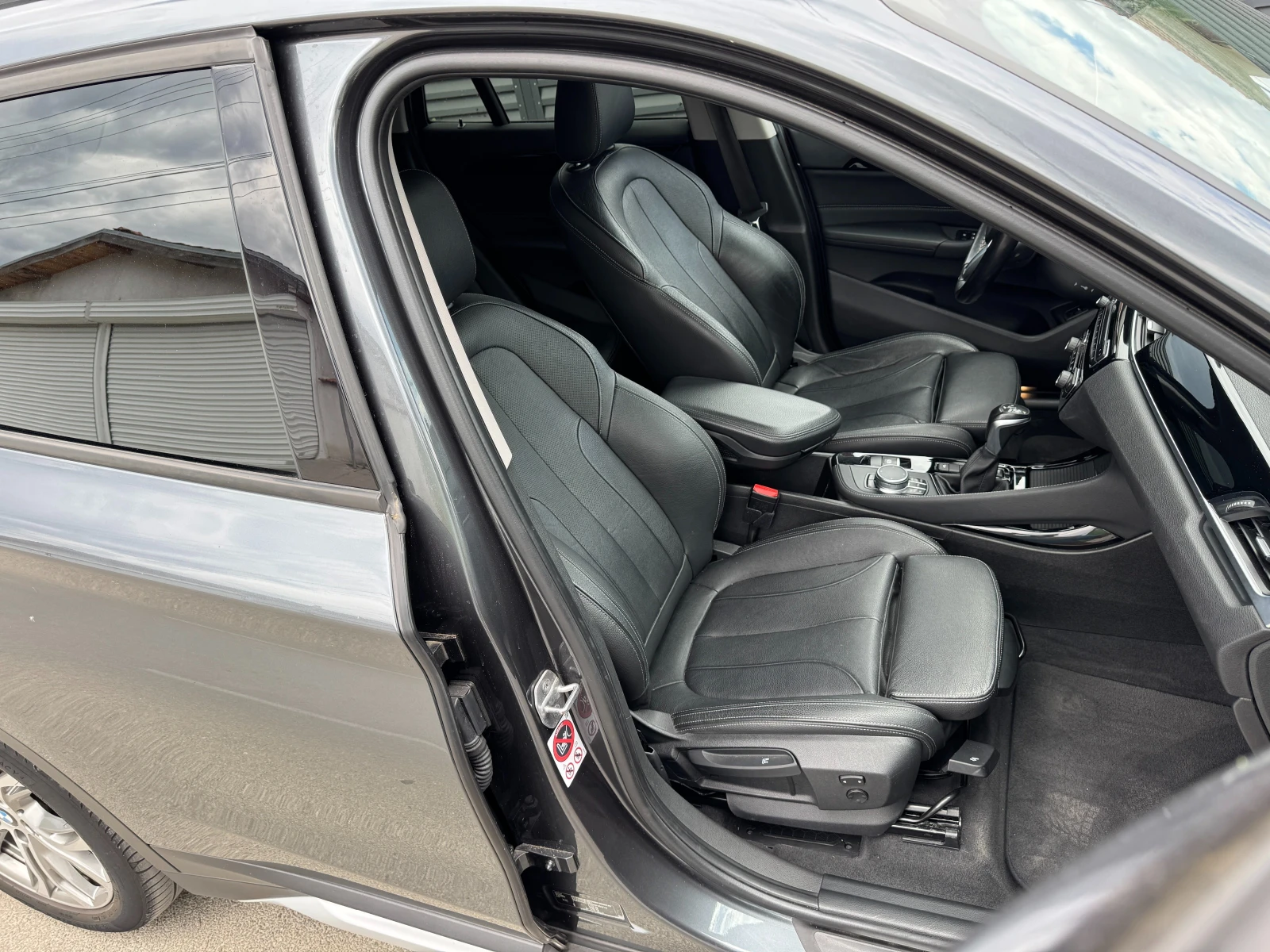 BMW X1 Xdrive25d M Line, снимка 13 - Автомобили и джипове - 54726929