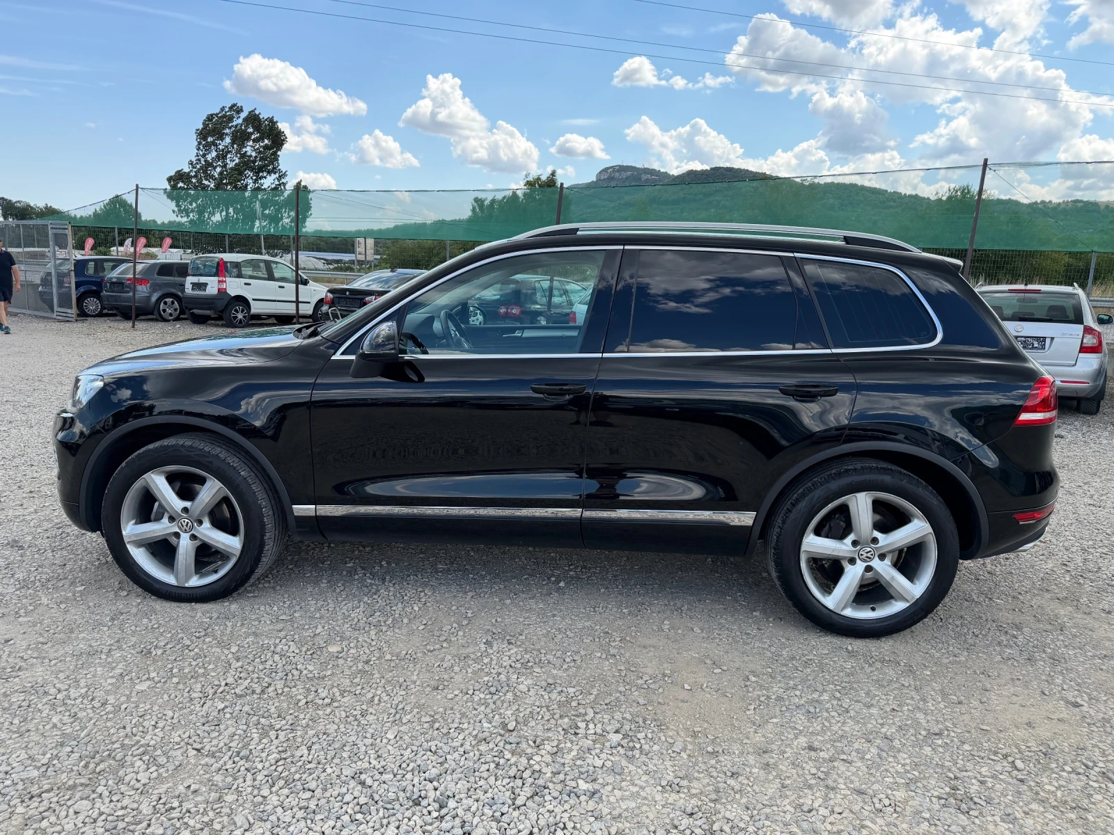 VW Touareg 3.0TDI-239PS-LED, снимка 8 - Автомобили и джипове - 55234649