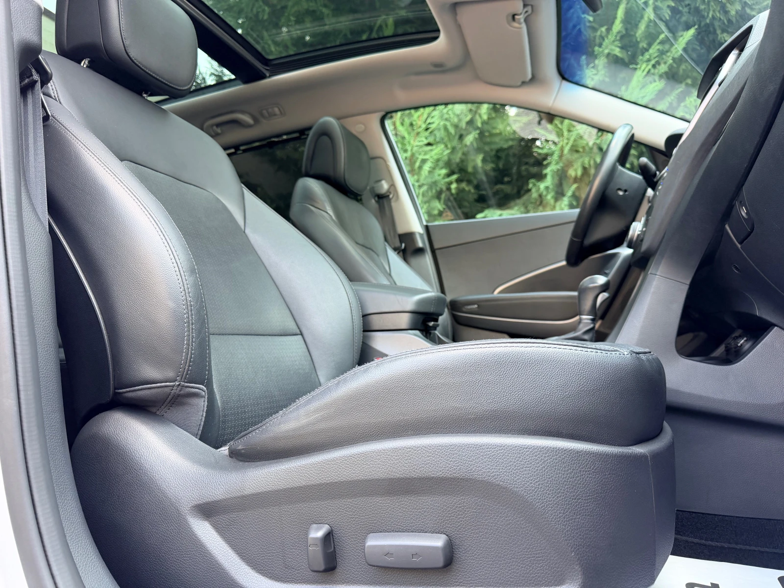 Hyundai Santa fe 2.2CRDI PANORAMA NAVI KOJA PODGREV KEYLESS-GO, снимка 13 - Автомобили и джипове - 56182142