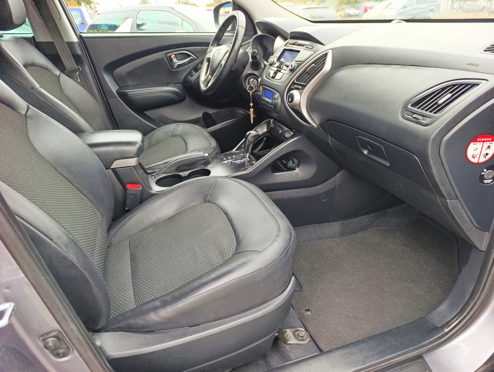 Hyundai IX35 2.0 4WD Automatic | Mobile.bg � ����������� 14
