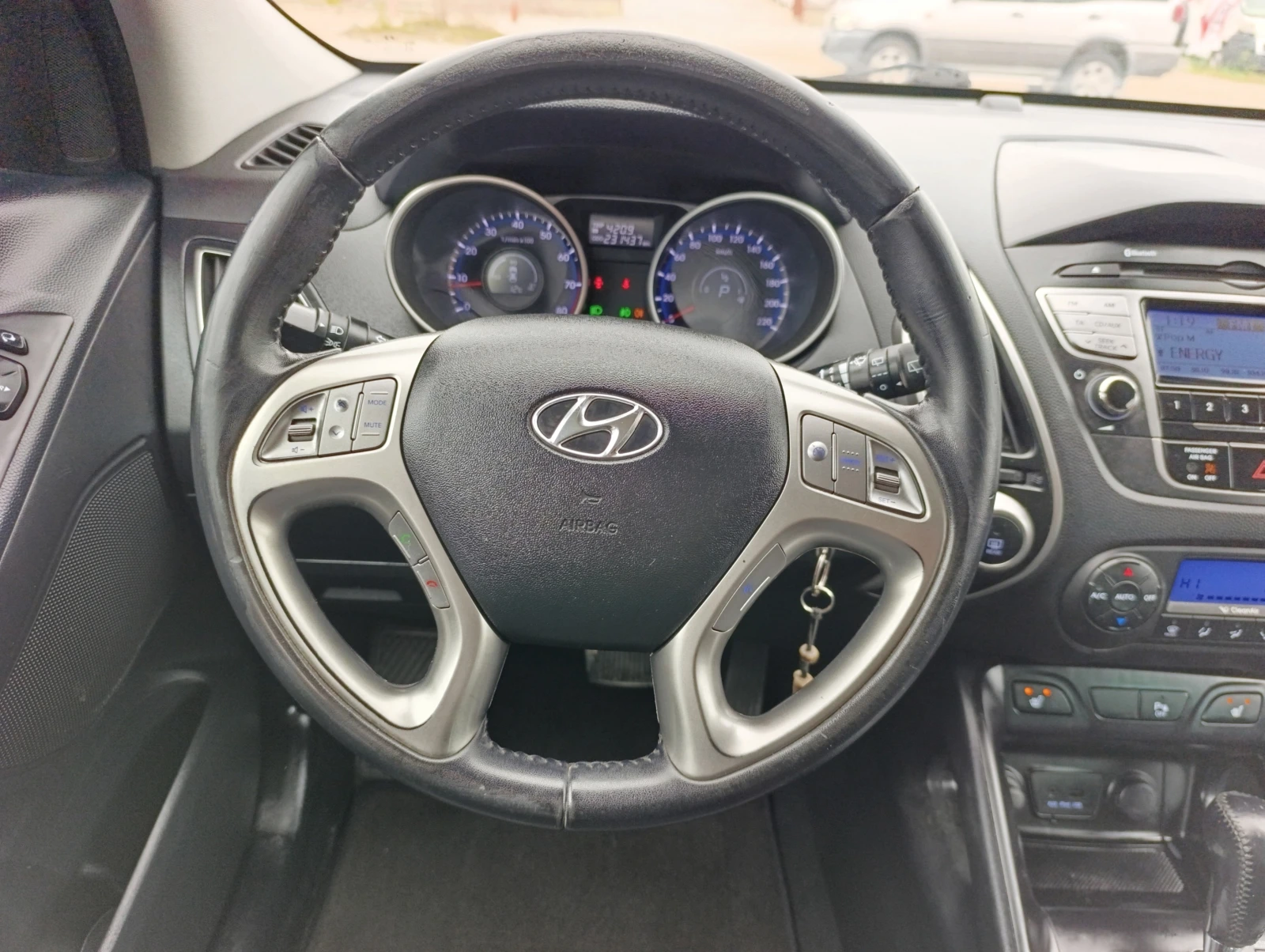 Hyundai IX35 2.0 4WD Automatic | Mobile.bg � ����������� 11