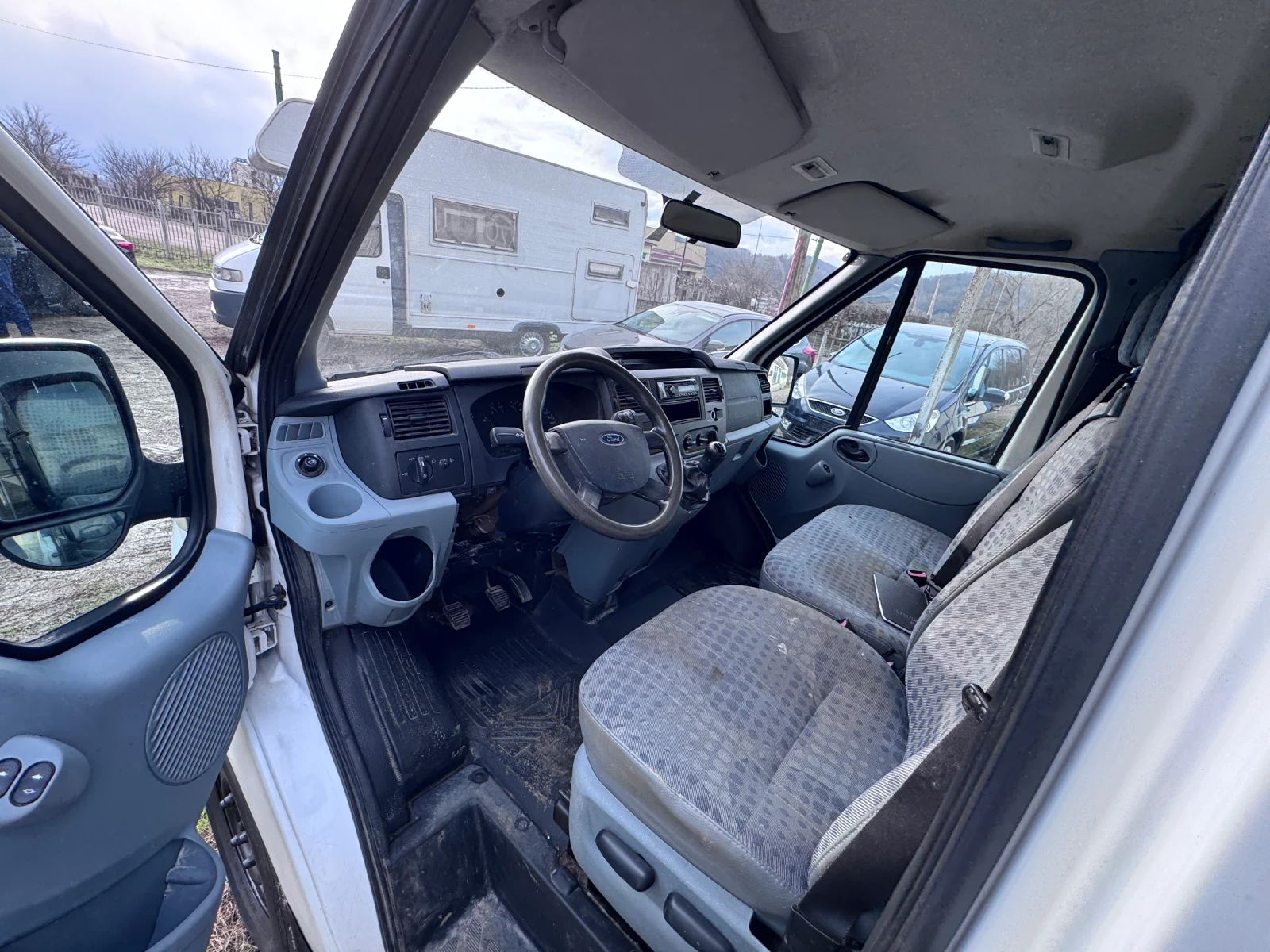 Ford Transit 2.2/110kc - изображение 5