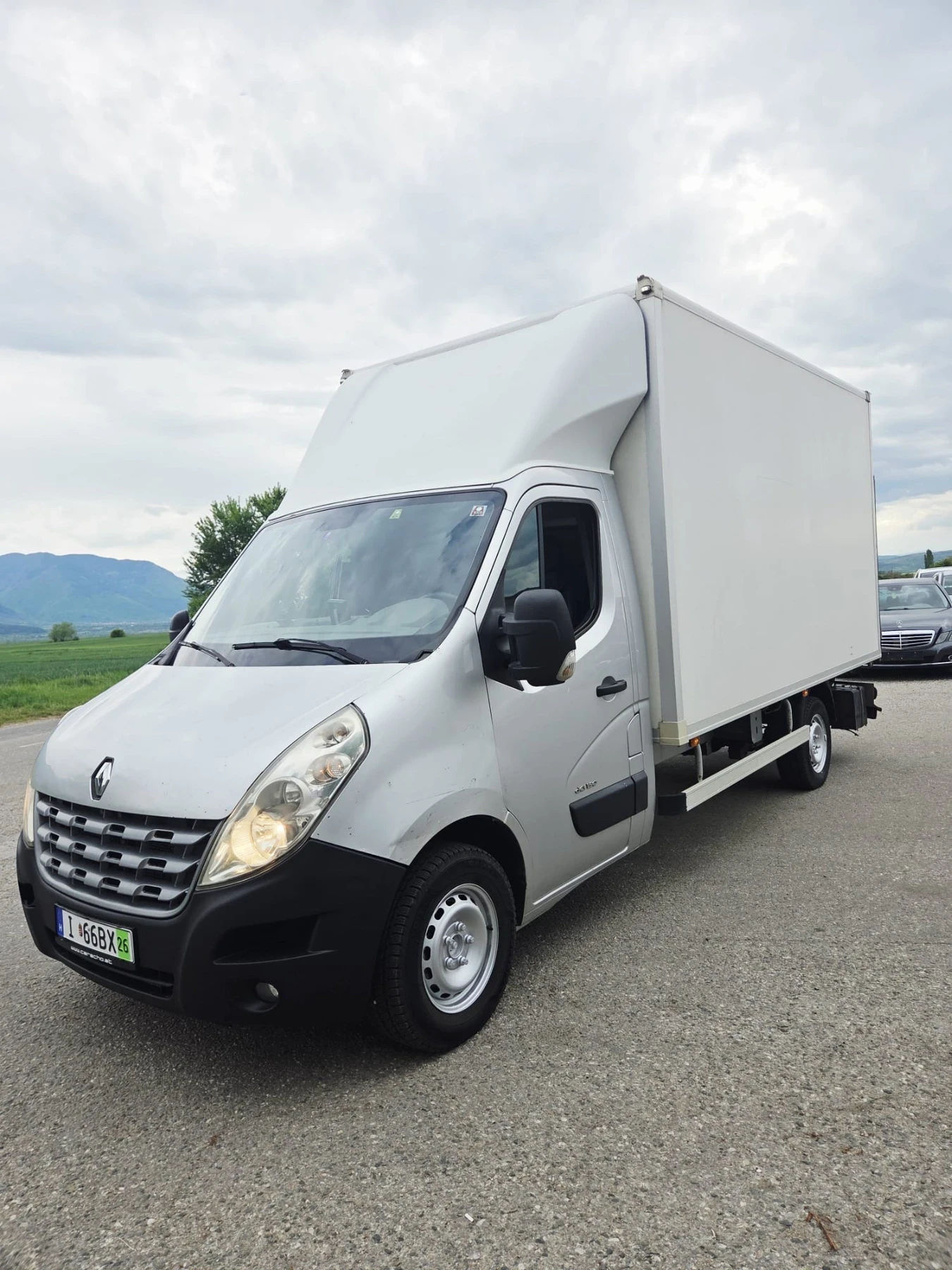 Renault Master 2.3DCI, снимка 2 - Бусове и автобуси - 55359441