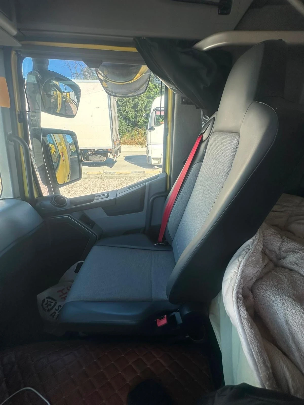 Renault T, снимка 9 - Камиони - 56253191