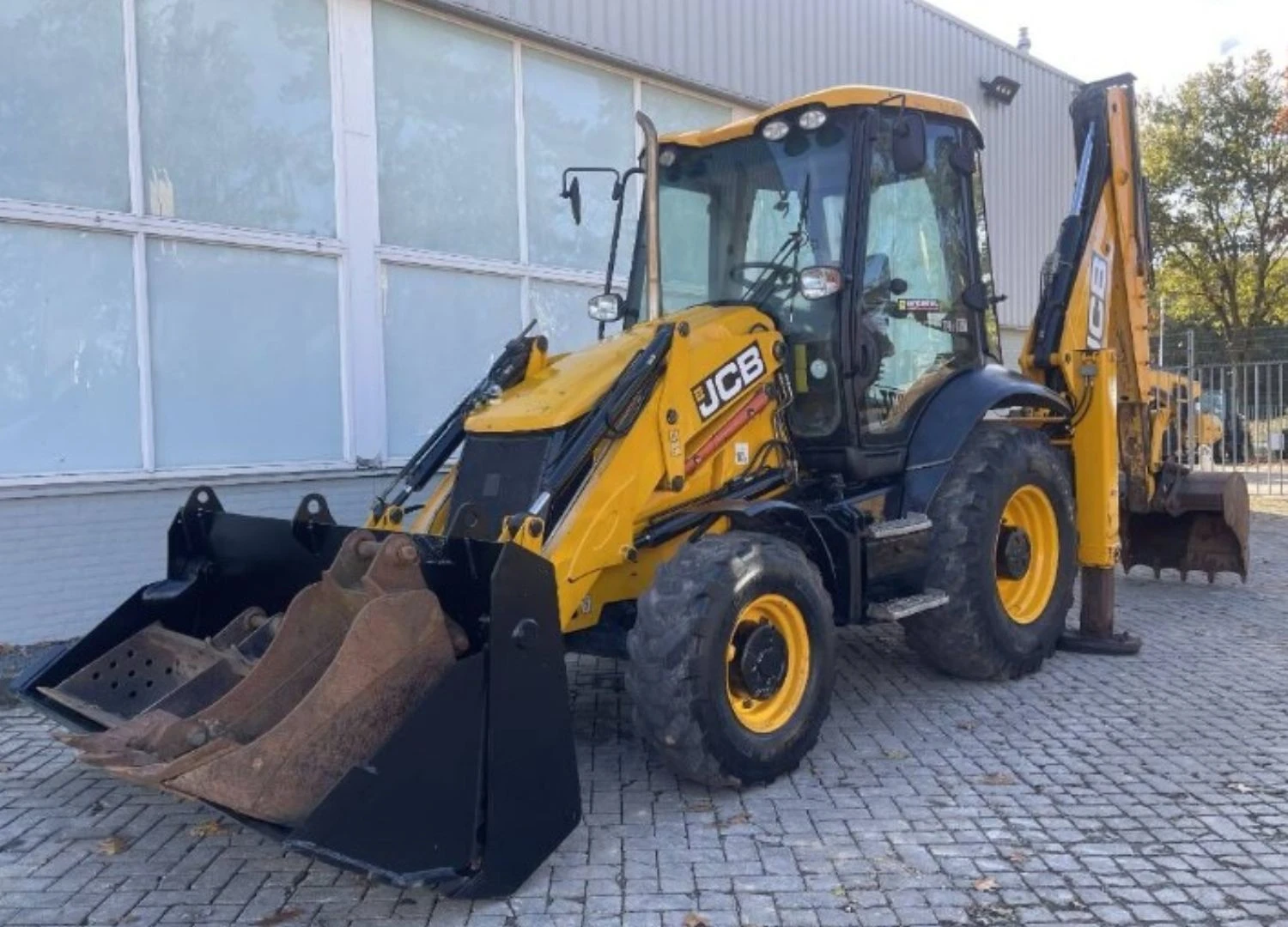  JCB 3CX | Mobile.bg   1