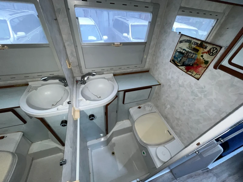 Кемпер Peugeot J5 1.9 TDi Autostar, снимка 11 - Каравани и кемпери - 52074874