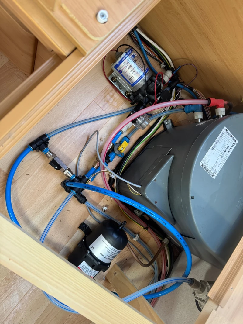 Каравана Avondale Dart 470-2, снимка 5 - Каравани и кемпери - 52351984