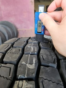 Гуми, снимка 3