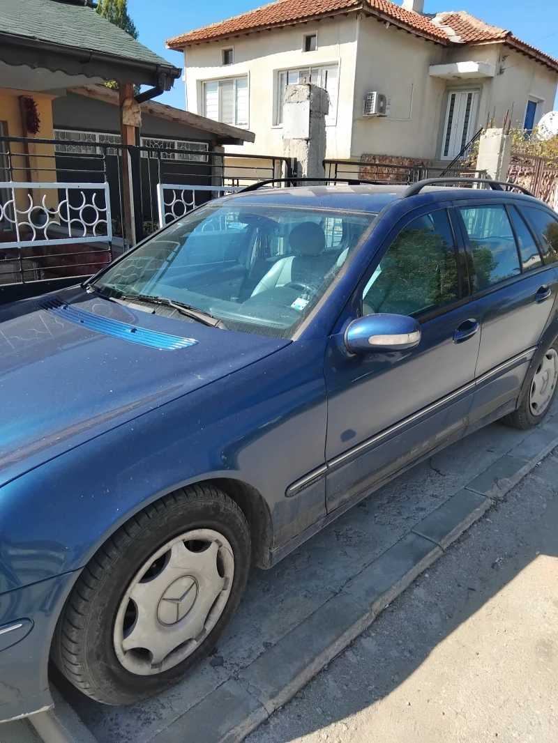 Mercedes-Benz C 220, снимка 4 - Автомобили и джипове - 47453168