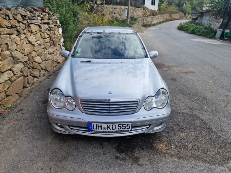 Mercedes-Benz C 180 1.8 компресор , снимка 2 - Автомобили и джипове - 48045464