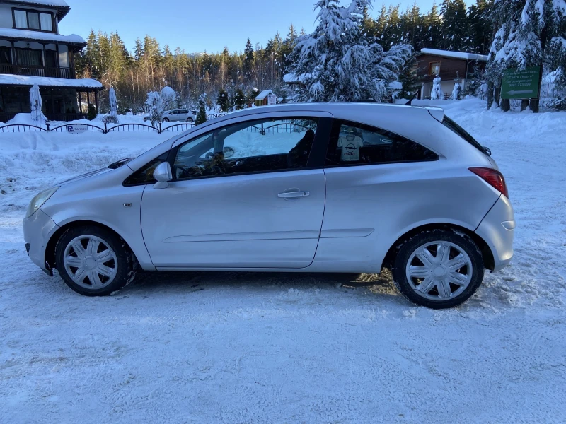 Opel Corsa, снимка 3 - Автомобили и джипове - 48524498