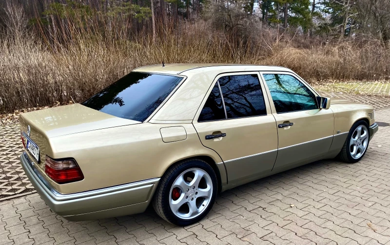 Mercedes-Benz 124 Е300, снимка 4 - Автомобили и джипове - 48953178