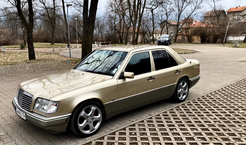 Mercedes-Benz 124 Е300, снимка 1 - Автомобили и джипове - 48953178