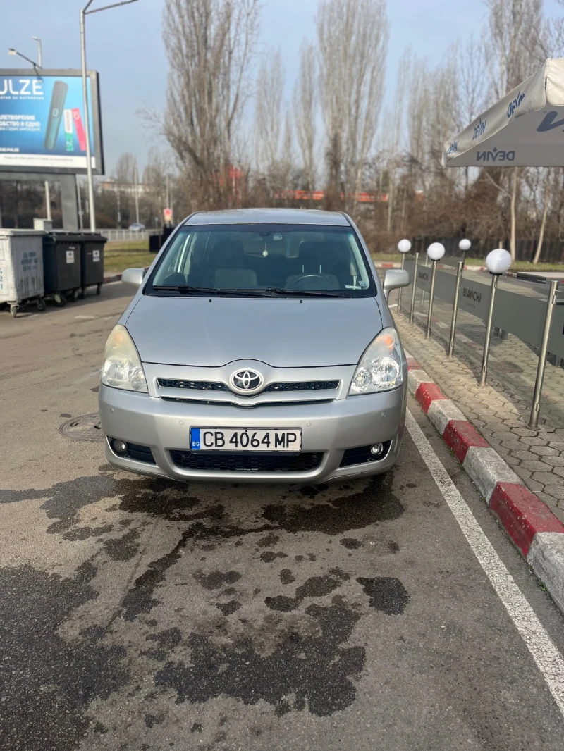 Toyota Corolla verso, снимка 1 - Автомобили и джипове - 49452852