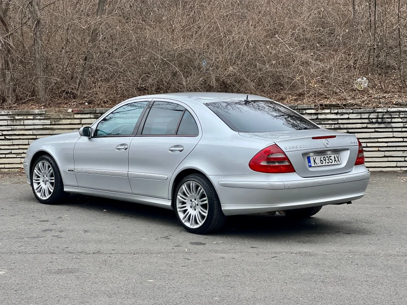 Mercedes-Benz E 280 4-Matic Avantgarde, снимка 5 - Автомобили и джипове - 52364538